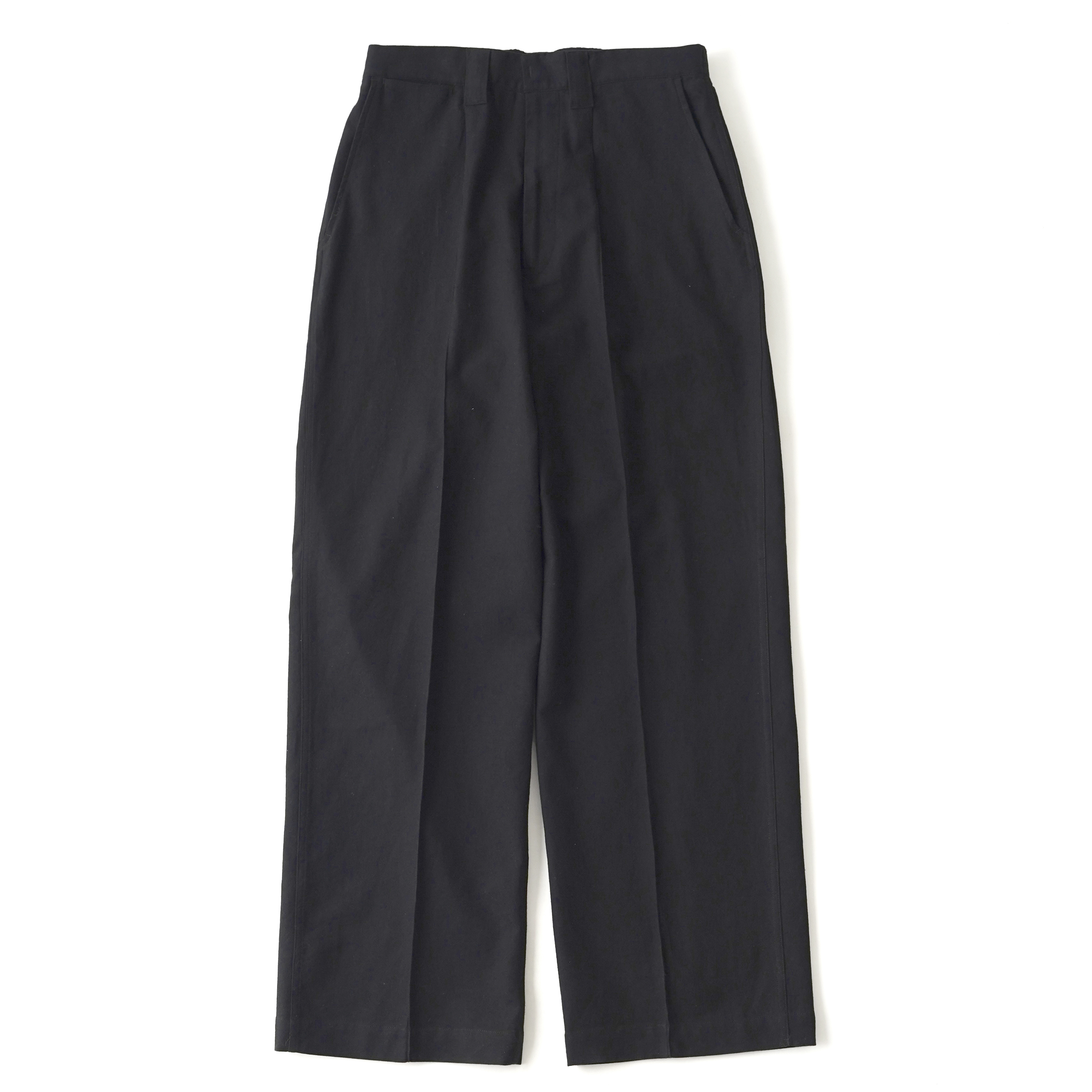 GATHERING-WAIST SPORTING TROUSER